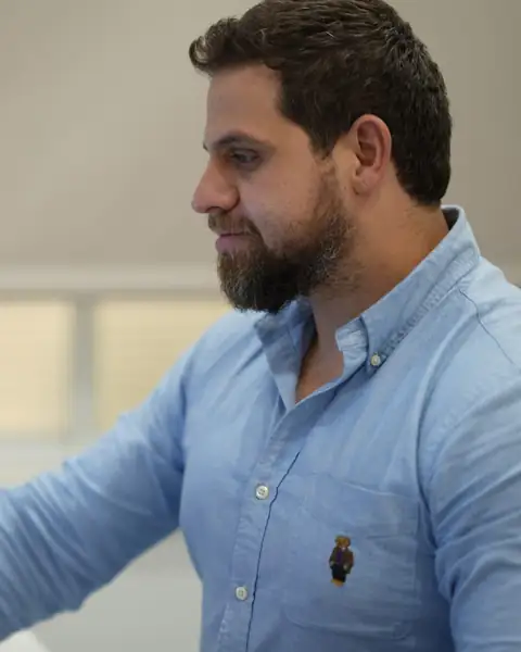 Dr Abdulfattah at work