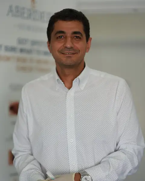 Dr Abdelraouf, ready for a procedure